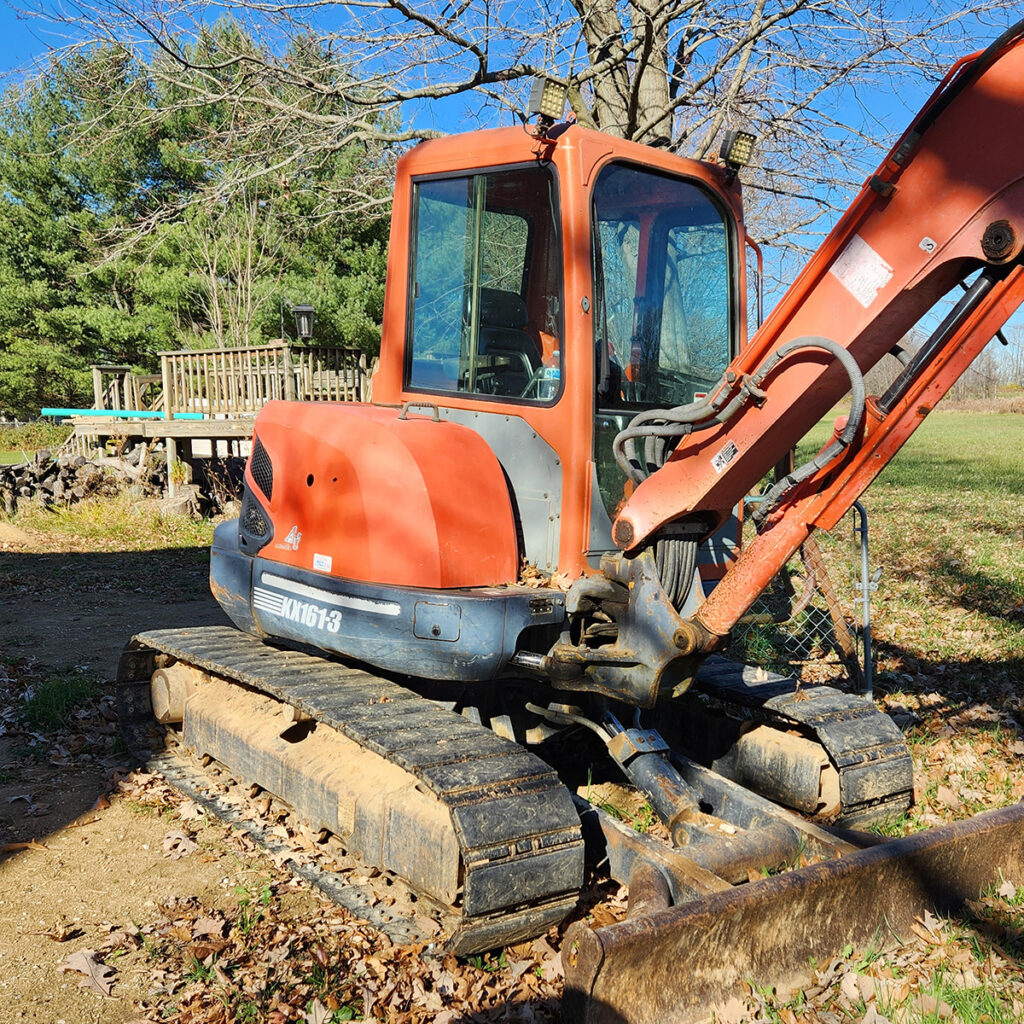 Kubota 161-3 steel tracks