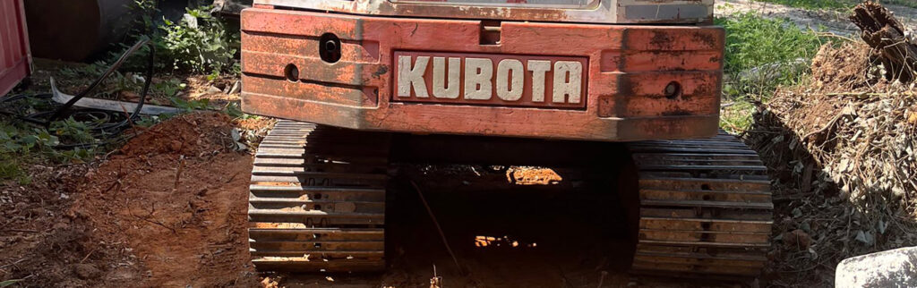 Old Iron Kubota KH170, New Steel Tracks