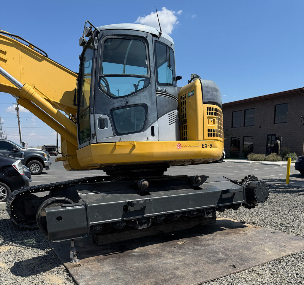 Komatsu PC228USLC-3E0 STEELTRACKS.COM