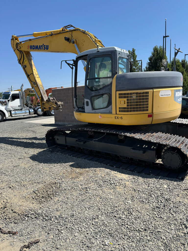 Komatsu PC228USLC-3E0 STEELTRACKS.COM