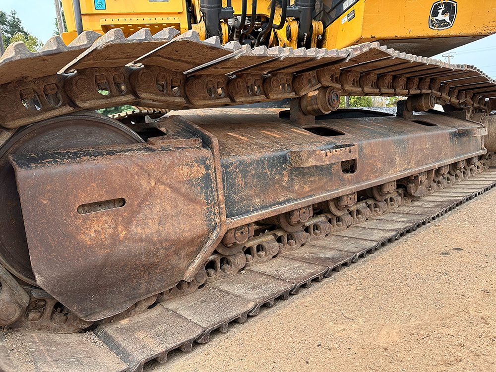 John Deere 210G SteelTracks.com