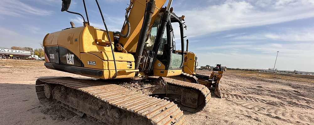CAT 320DL Steel Tracks