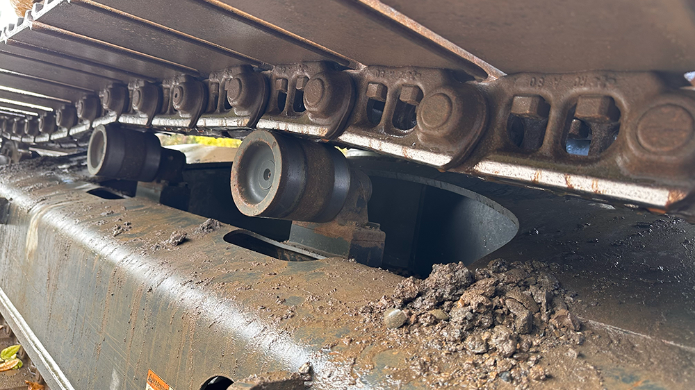 Komatsu PC138 USLC Steel Tracks SteelTracks.com Replacement Tracks & Undercarriage Parts for Heavy Equipment