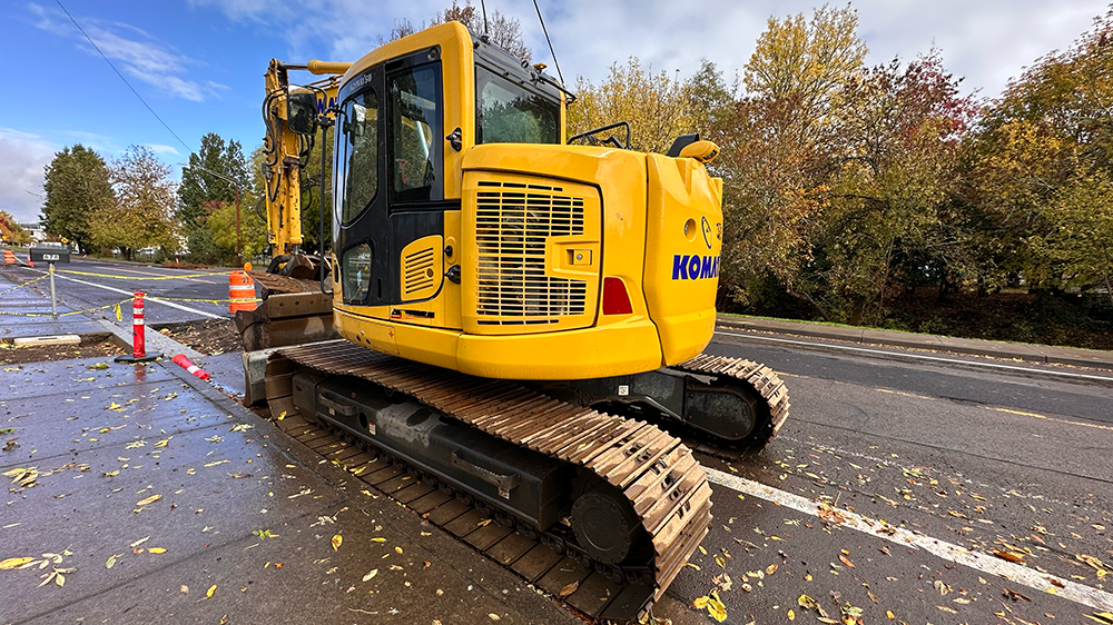 Komatsu PC138 USLC Steel Tracks SteelTracks.com Replacement Tracks & Undercarriage Parts for Heavy Equipment