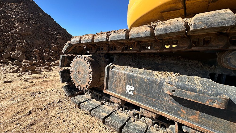 Komatsu PC238 USLC Steel Tracks SteelTracks.com Replacement Tracks & Undercarriage Parts for Heavy Equipment