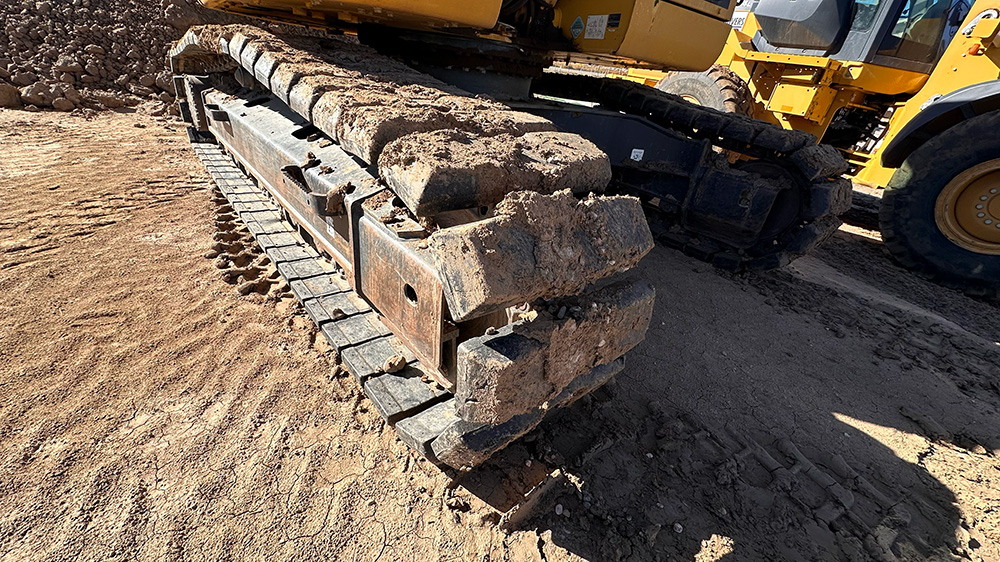 Komatsu PC238 USLC Steel Tracks SteelTracks.com Replacement Tracks & Undercarriage Parts for Heavy Equipment