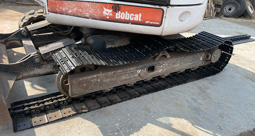 Bobcat 442 Steel Tracks SteelTracks.com Replacement Tracks & Undercarriage Parts for Heavy Equipment